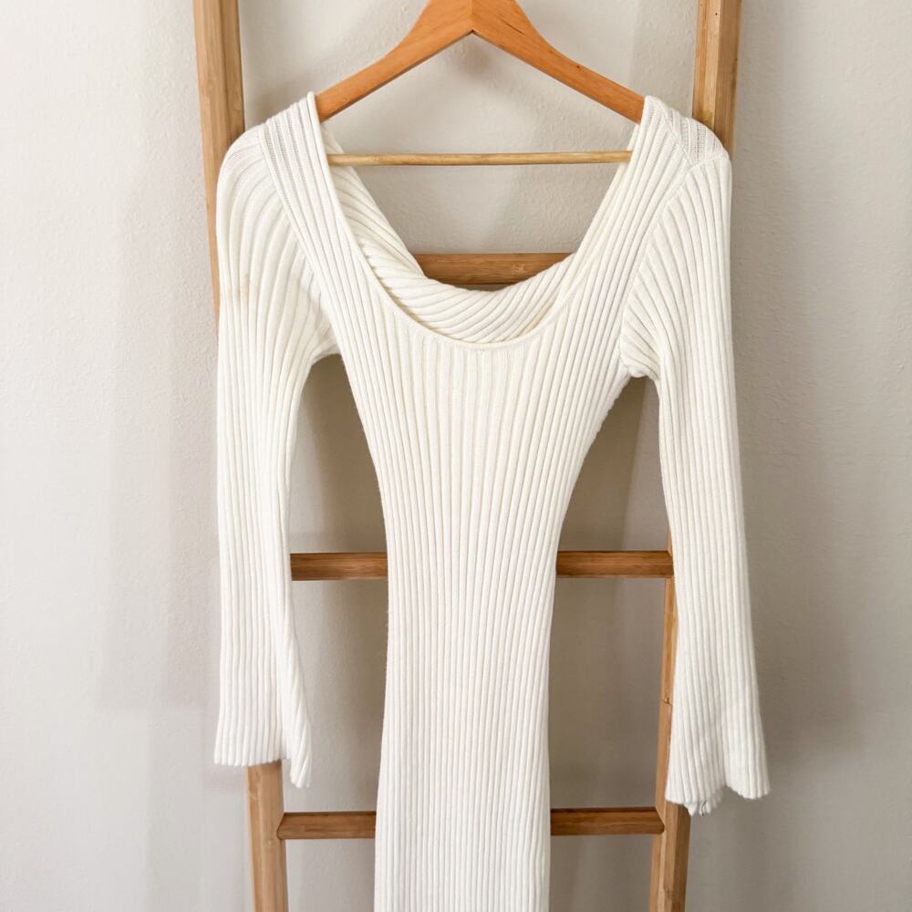 NWOT 12th Tribe Gwyneth Ribbed Open Back Sweater Midi Dress White Cream Small - Picture 4 of 9